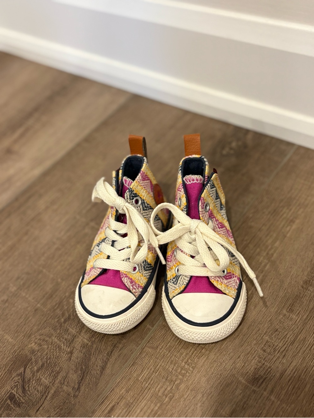 Toddler converse High-Top Sneakers in Pink and Yellow